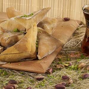 Fıstıklı Muska - 1000 GR